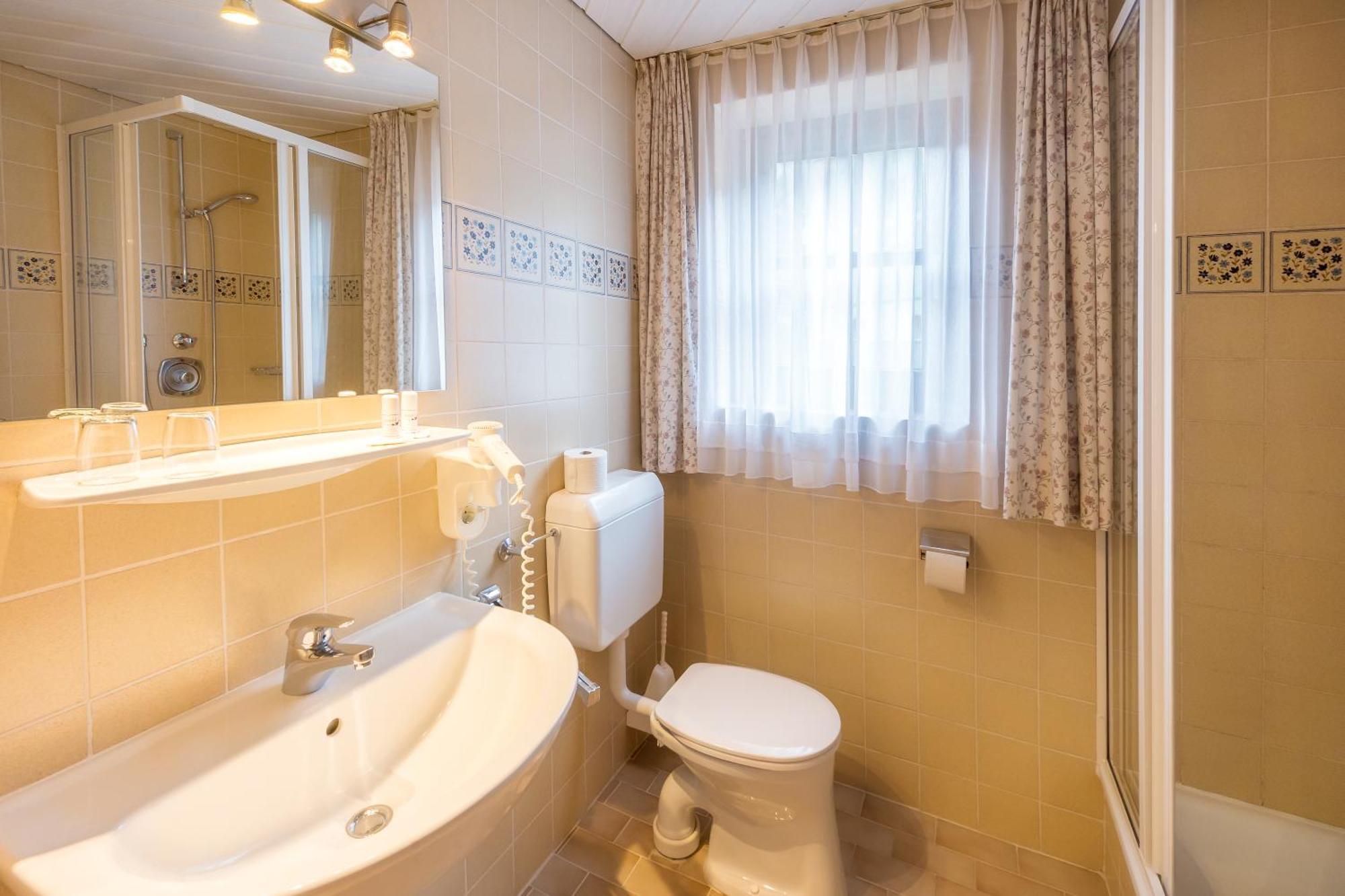 הוטשלאג Landhotel Almroesl Im Grossarltal חדר תמונה