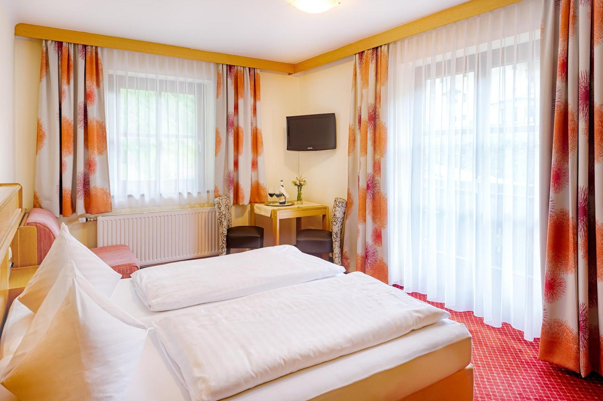 הוטשלאג Landhotel Almroesl Im Grossarltal מראה חיצוני תמונה